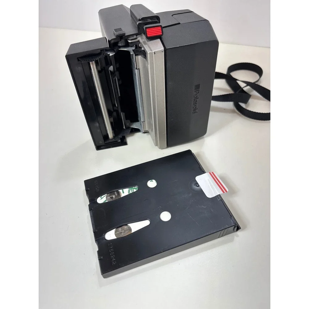 Vintage Polaroid Sun 600 LMS Instant Film Camera Silver Black with Strap